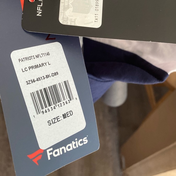 NFL Fanatics long sleeve New England Patriots - Picture 6 of 6